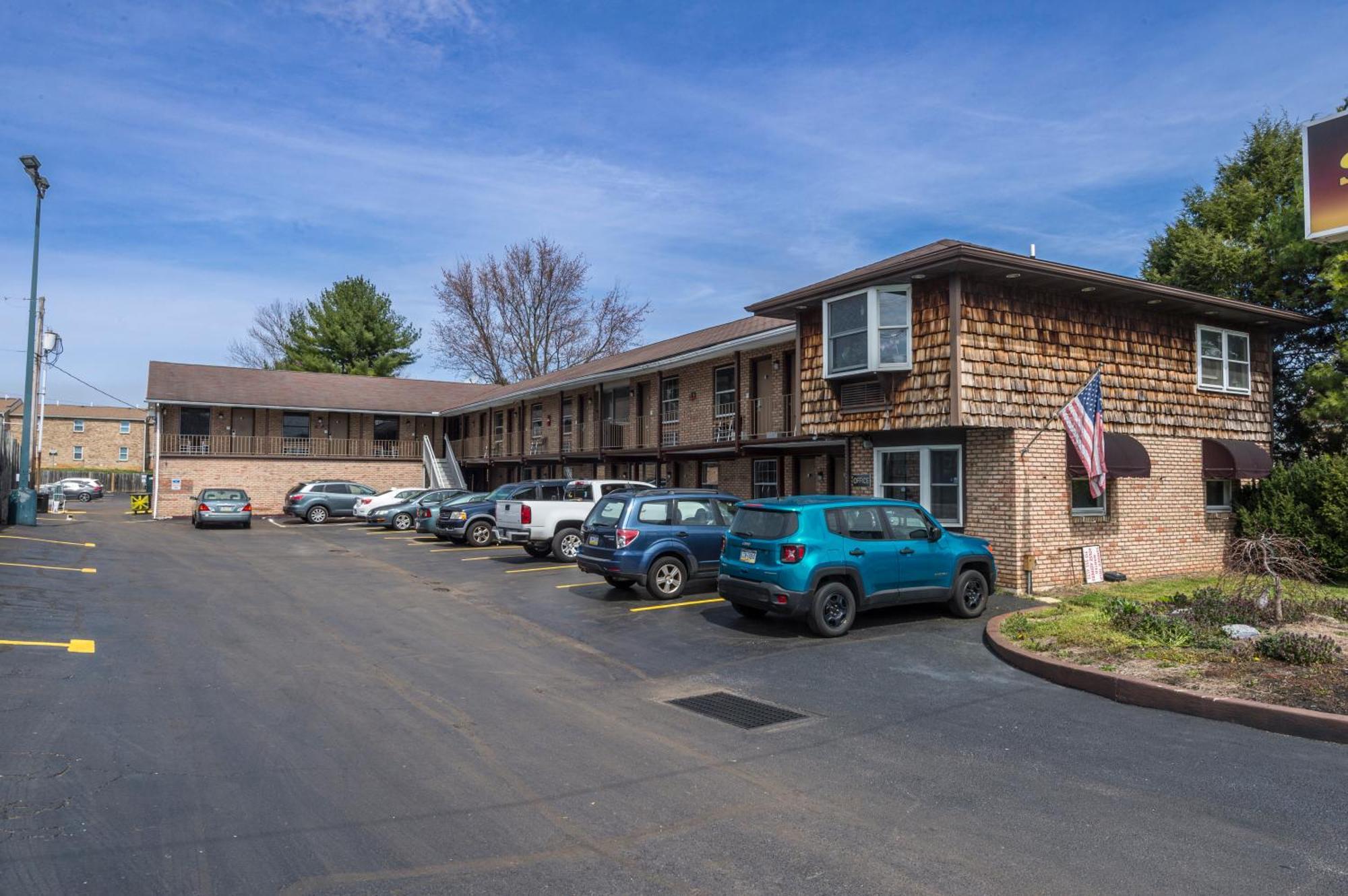 Sunrise Inn Hershey Bagian luar foto